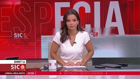 mónica martins sic|Mónica Martins é um dos rostos das manhãs na SIC  .